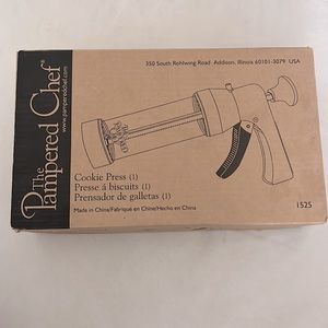 The Pampered Chef Cookie Press